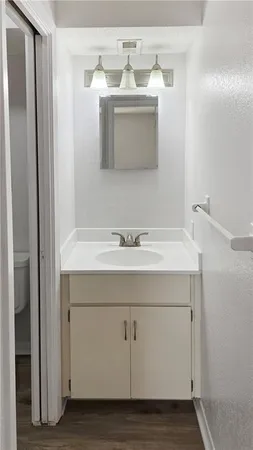 $160,000 | 6222 Robinson Street, Unit 3, Overland Park, KS 66202