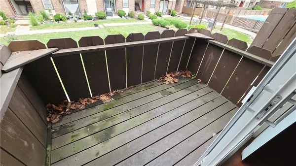 $160,000 | 6222 Robinson Street, Unit 3, Overland Park, KS 66202