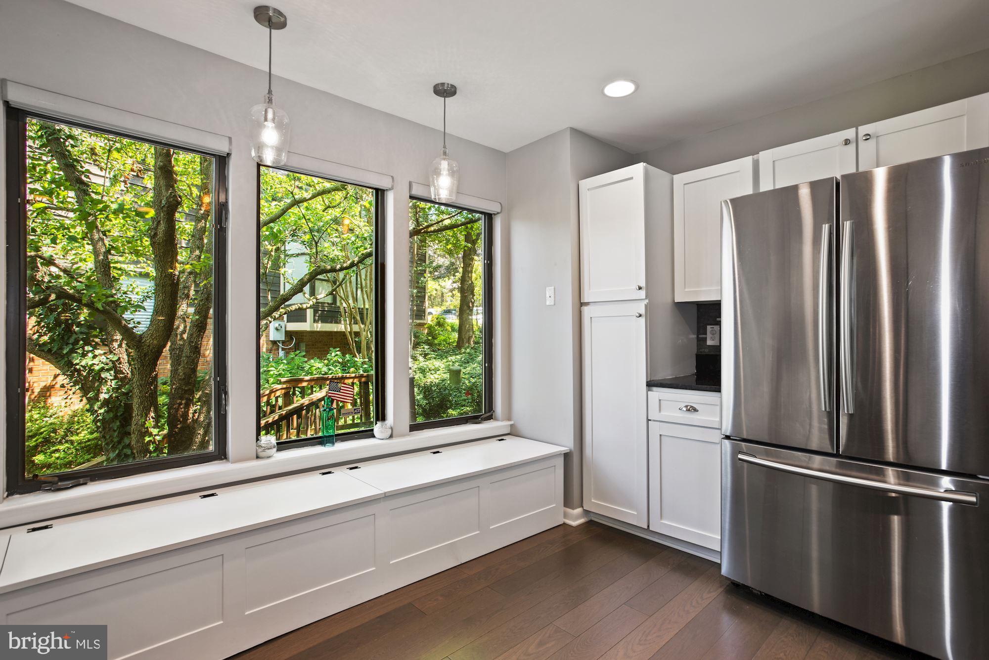 11004 Thrush Ridge Road Reston, VA 20191 - Photo 13 of 38