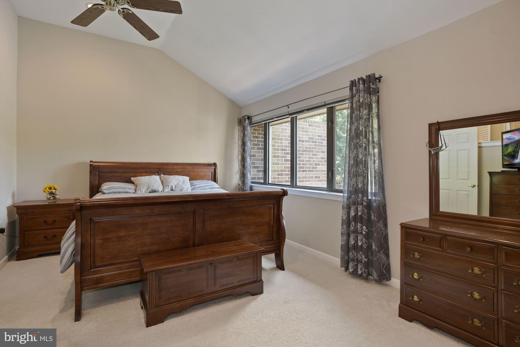 11004 Thrush Ridge Road Reston, VA 20191 - Photo 16 of 38