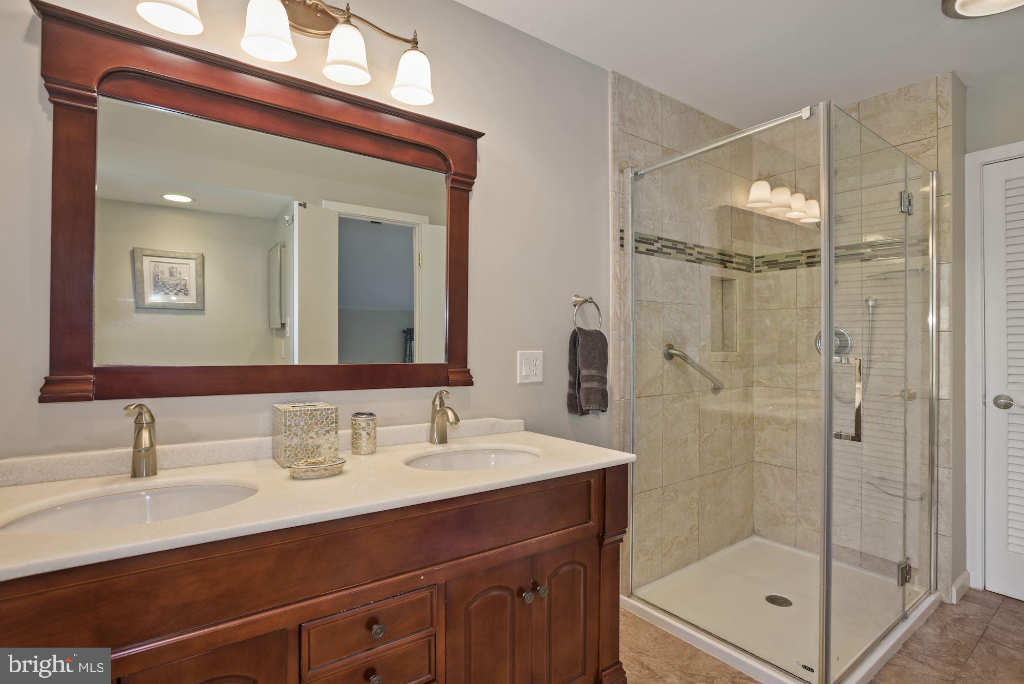 11004 Thrush Ridge Road Reston, VA 20191 - Photo 20 of 38