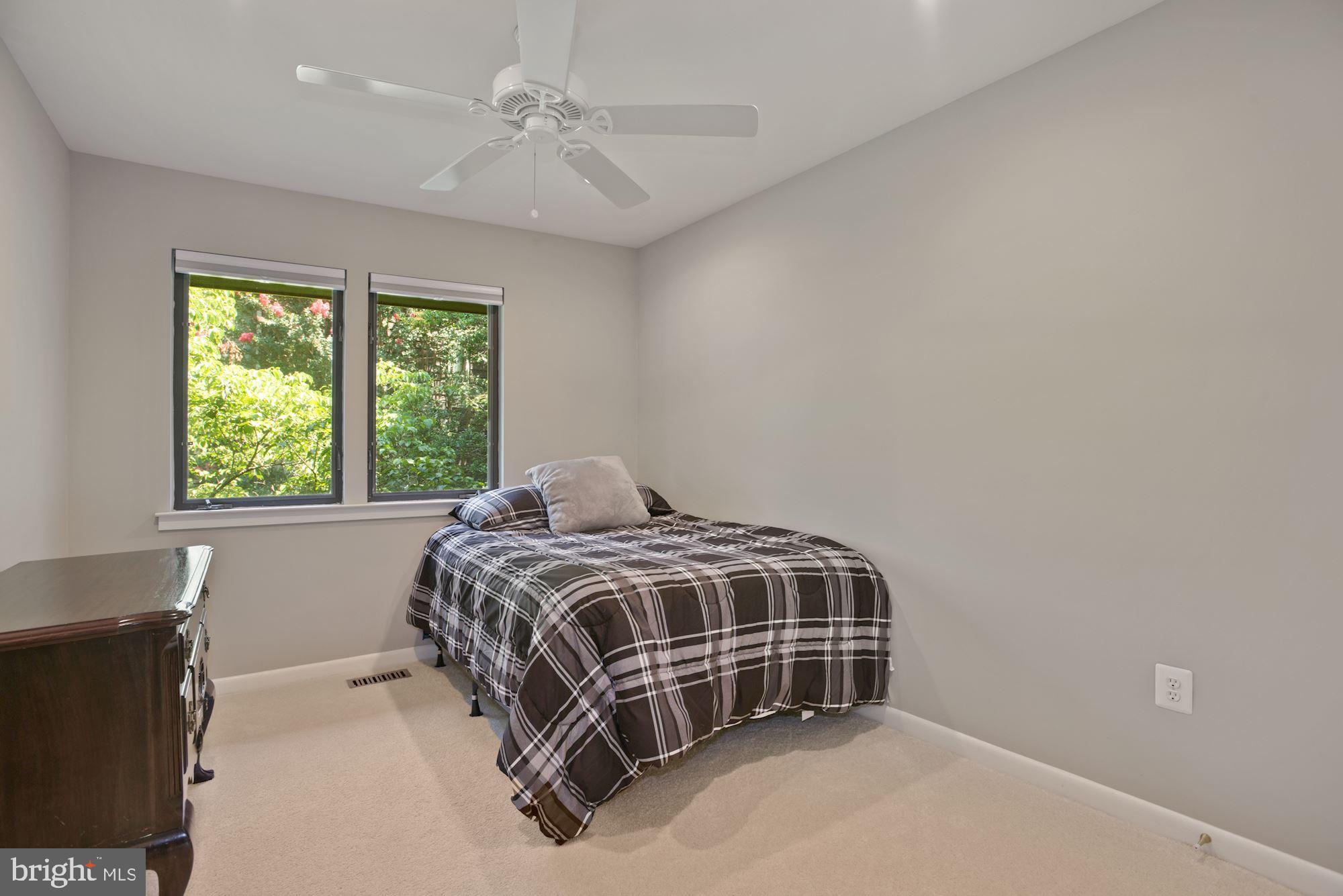 11004 Thrush Ridge Road Reston, VA 20191 - Photo 21 of 38
