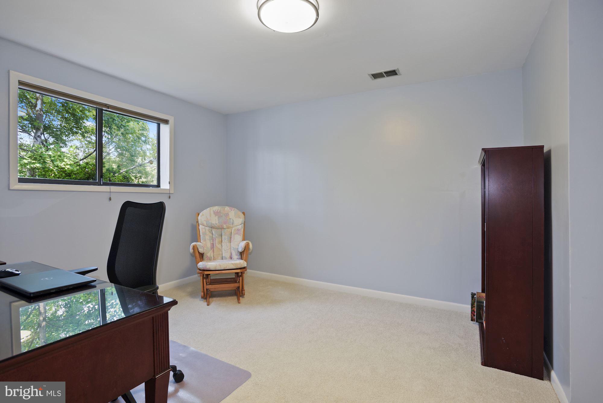 11004 Thrush Ridge Road Reston, VA 20191 - Photo 25 of 38