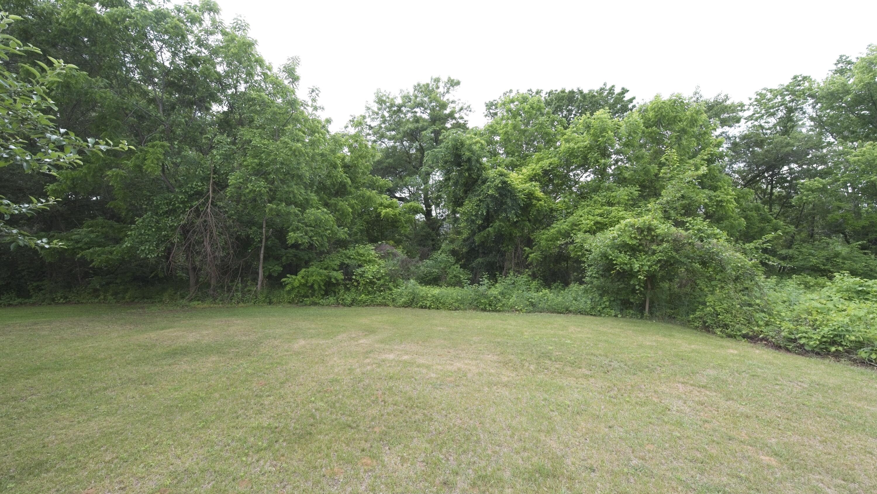 N6265 Suburban Heights Road, Unit LT13 Pardeeville, WI 53954 - Photo 6 of 33 DSC_0273