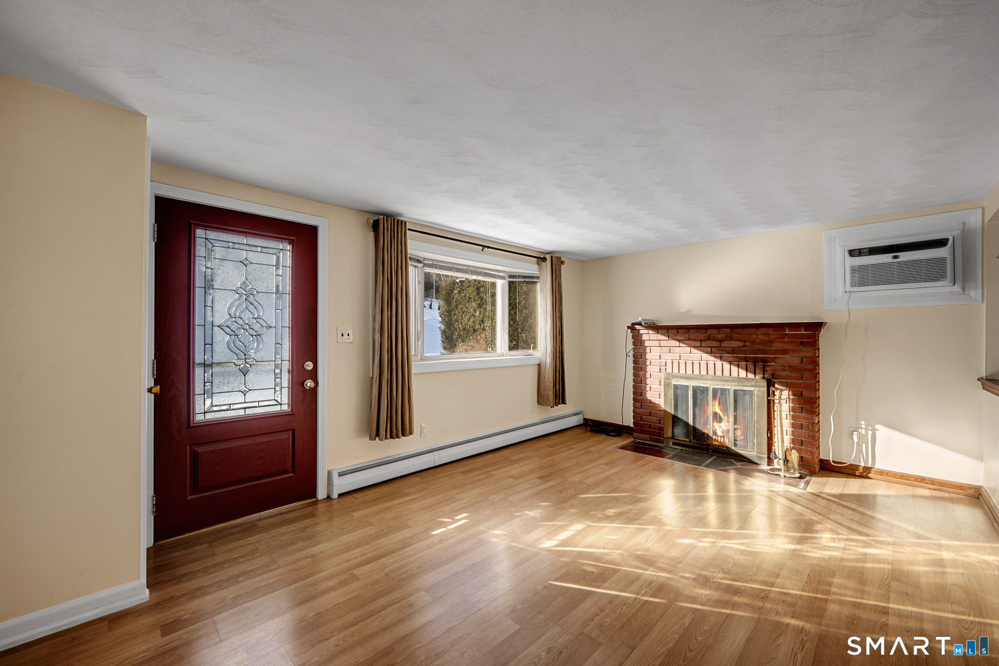 58 Northmont Rd Extension Bristol, CT 06010 - Photo 4 of 25