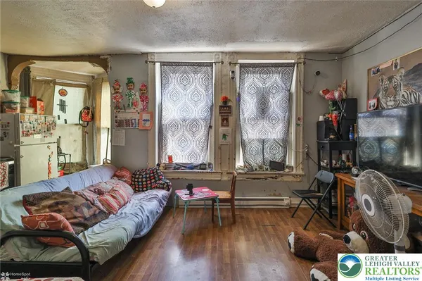 $340,000 | 424 North 6th Street, Allentown, PA 18102