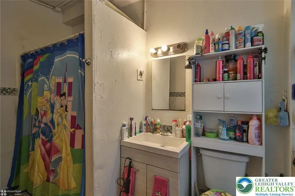 $340,000 | 424 North 6th Street, Allentown, PA 18102