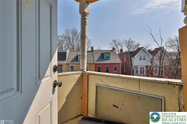 $340,000 | 424 North 6th Street, Allentown, PA 18102