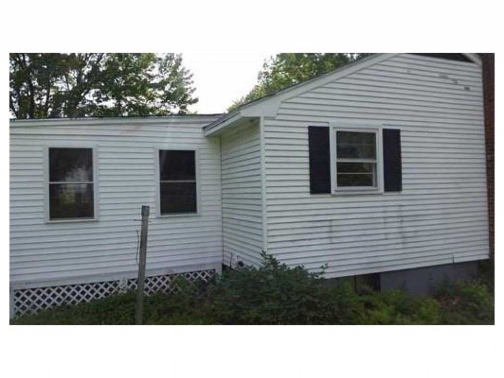 7 Sanders Road Hudson, NH 03051 - Photo 4 of 20