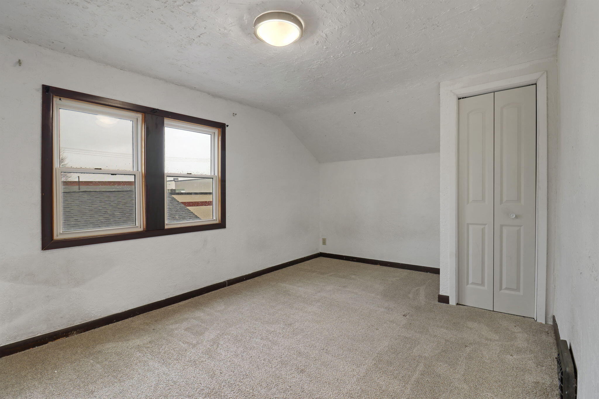 1925 Kearney Avenue Racine, WI 53403 - Photo 17 of 25 17-web-or-mls-1925 Kearney Ave, Racine,