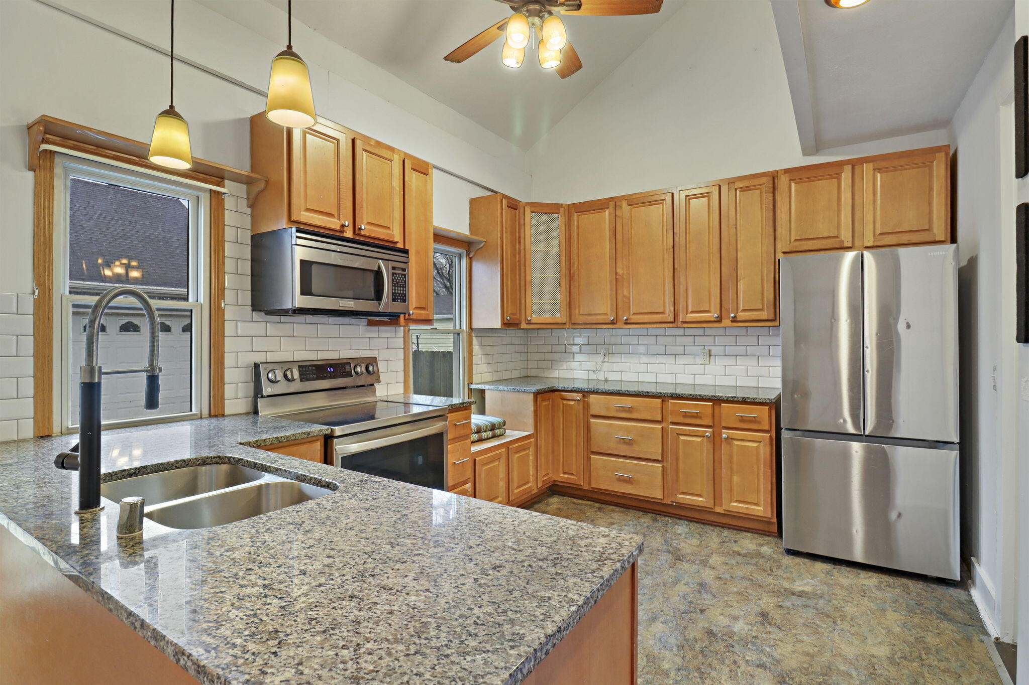 1925 Kearney Avenue Racine, WI 53403 - Photo 8 of 25 8-web-or-mls-1925 Kearney Ave, Racine, W