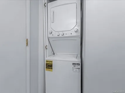 a close up view of a washer and dryer