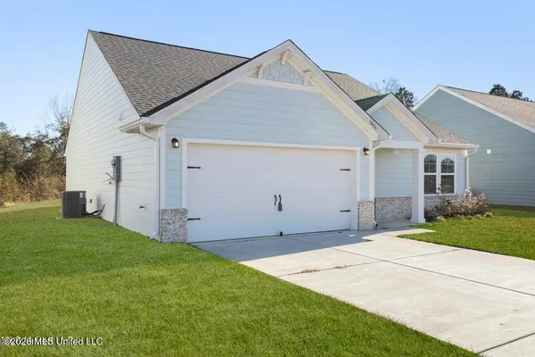 $2,000 | 18116 Crane Rdg Cove, Gulfport, MS 39503