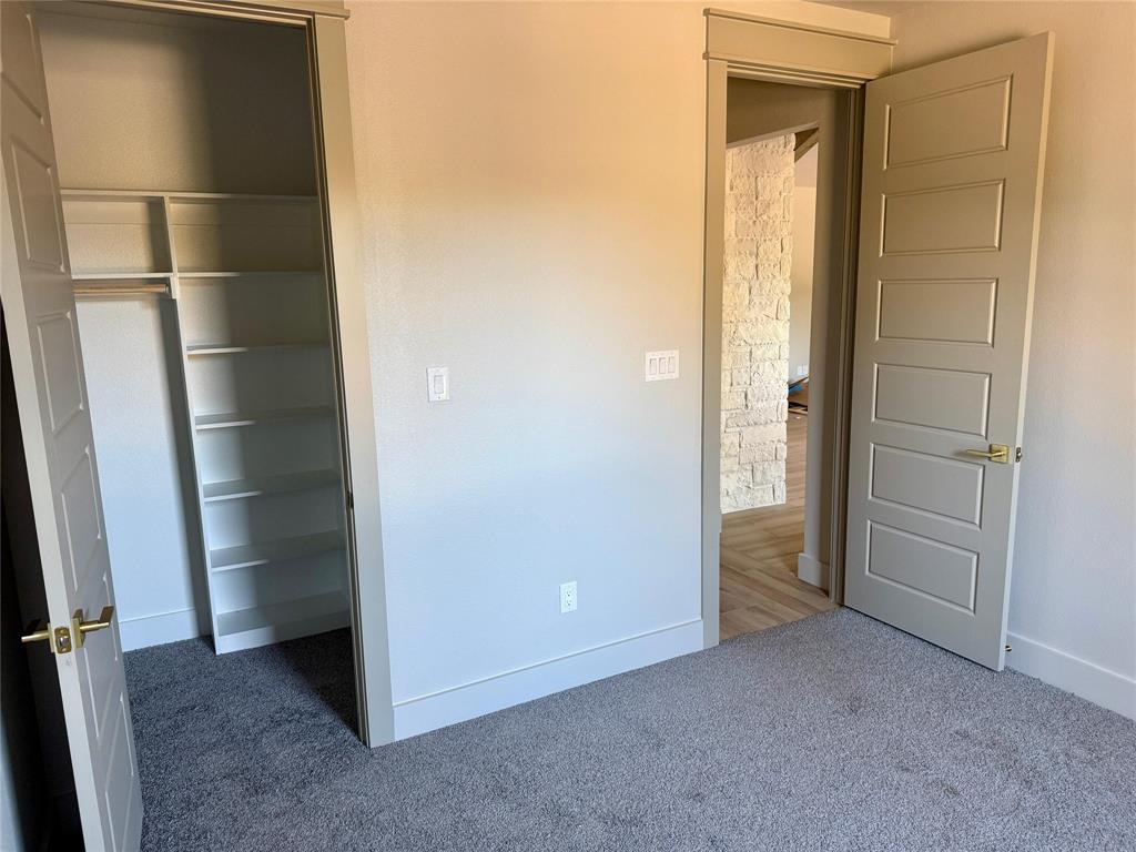 7805 Kenleigh Lane Rio Vista, TX 76093 - Photo 18 of 37 an empty room with closet