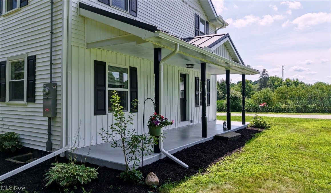10058 Navarre Road Southwest Navarre, OH 44662 - Photo 6 of 37 Gallery Image 6