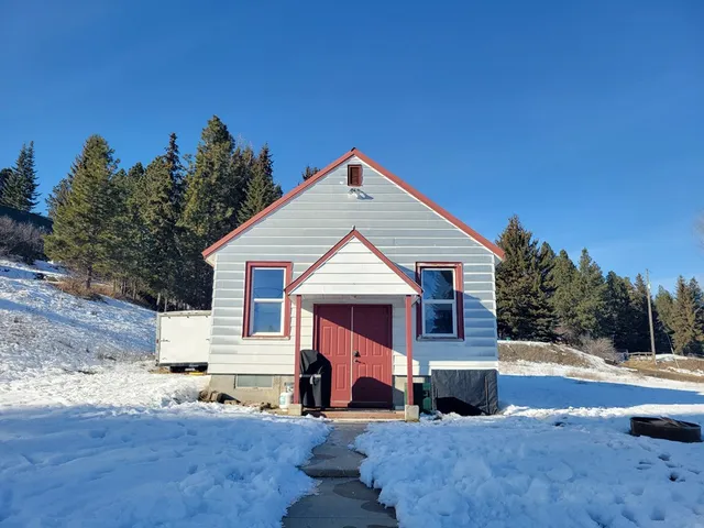 $385,000 | 104 West Glen Street, Cascade, ID 83611