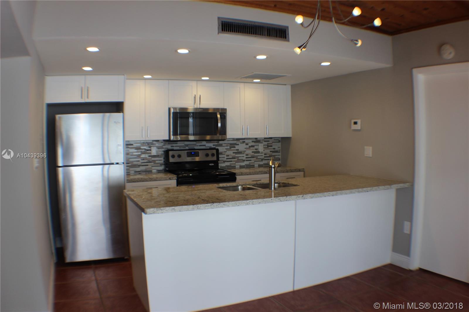 6356 Jack Rabbit Lane, Unit 6356 Miami Lakes, FL 33014 - Photo 1 of 13 kitchen