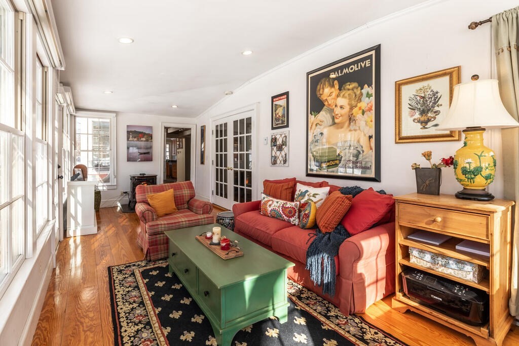 356 Main Street Amesbury, MA 01913 - Photo 14 of 42