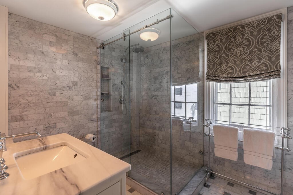 356 Main Street Amesbury, MA 01913 - Photo 32 of 42