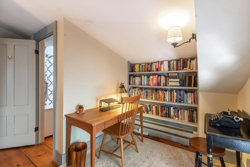 356 Main Street Amesbury, MA 01913 - Photo 36 of 42