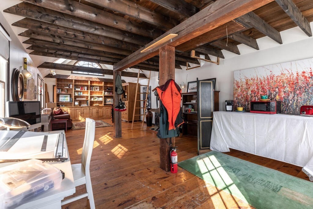 356 Main Street Amesbury, MA 01913 - Photo 39 of 42