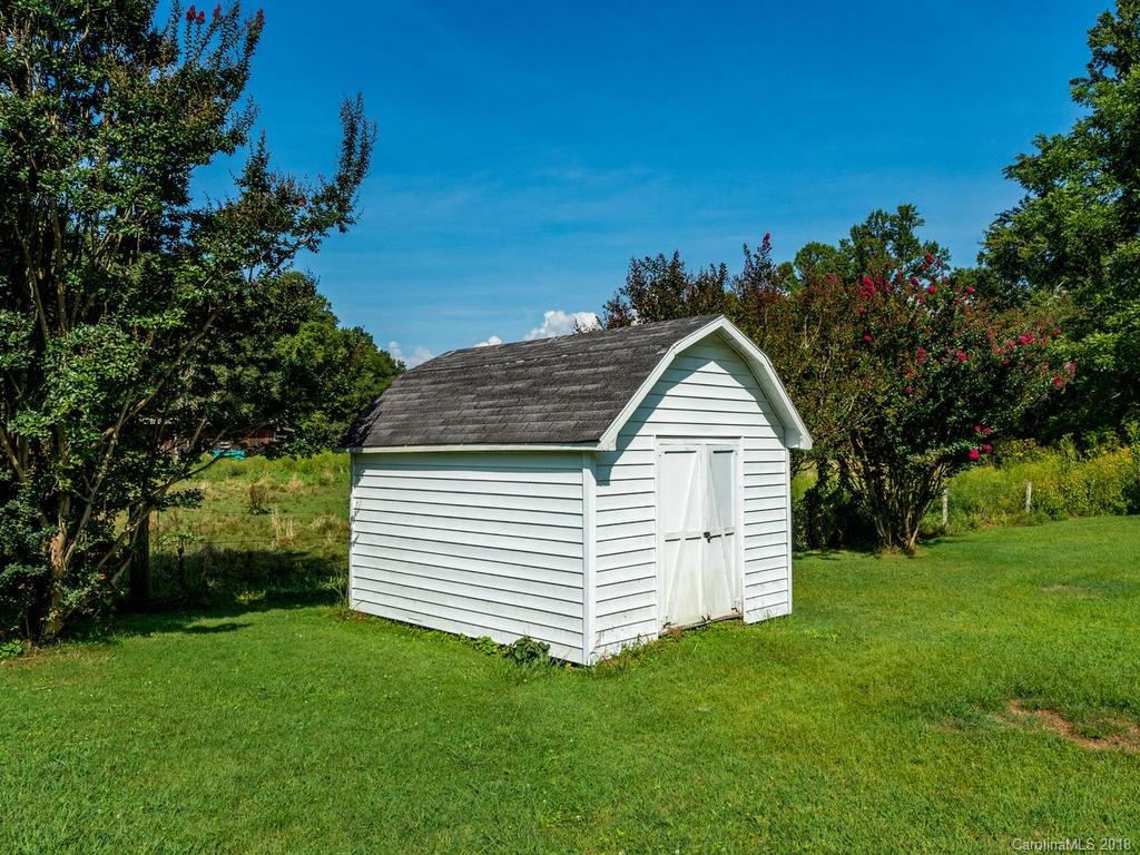 3225 Island Ford Road Brevard, NC 28712 - Photo 28 of 32 Gallery Image 28