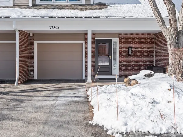 $775,000 | 70-5 South Quinsigamond Avenue, Unit 5, Shrewsbury, MA 01545