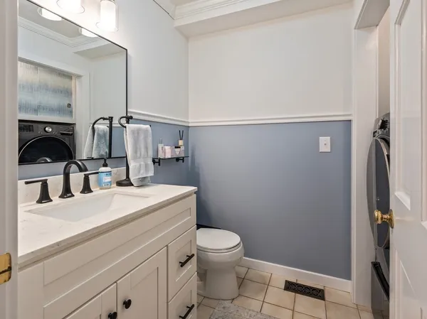 $775,000 | 70-5 South Quinsigamond Avenue, Unit 5, Shrewsbury, MA 01545