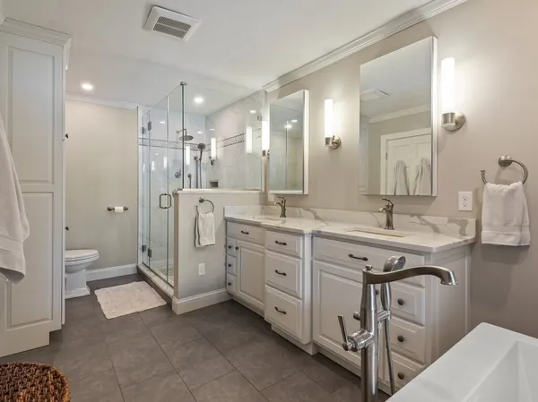 $775,000 | 70-5 South Quinsigamond Avenue, Unit 5, Shrewsbury, MA 01545