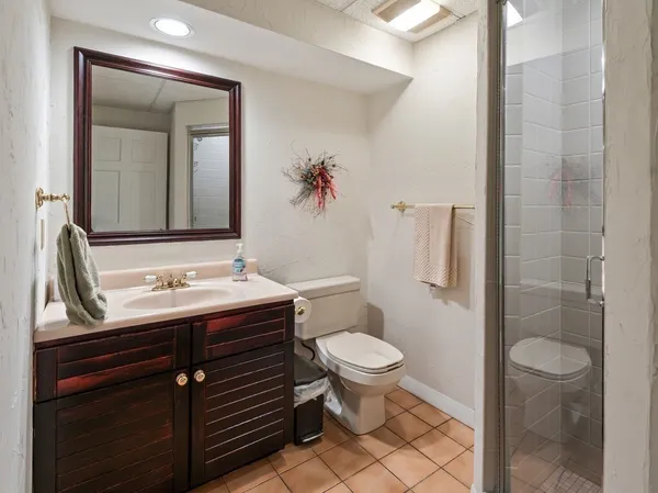 $775,000 | 70-5 South Quinsigamond Avenue, Unit 5, Shrewsbury, MA 01545