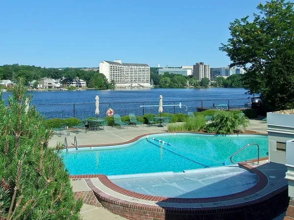 $775,000 | 70-5 South Quinsigamond Avenue, Unit 5, Shrewsbury, MA 01545