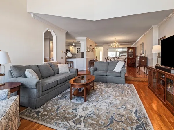 $775,000 | 70-5 South Quinsigamond Avenue, Unit 5, Shrewsbury, MA 01545