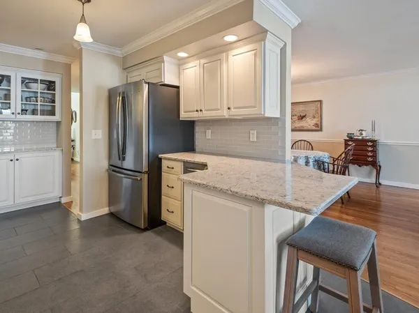 $775,000 | 70-5 South Quinsigamond Avenue, Unit 5, Shrewsbury, MA 01545