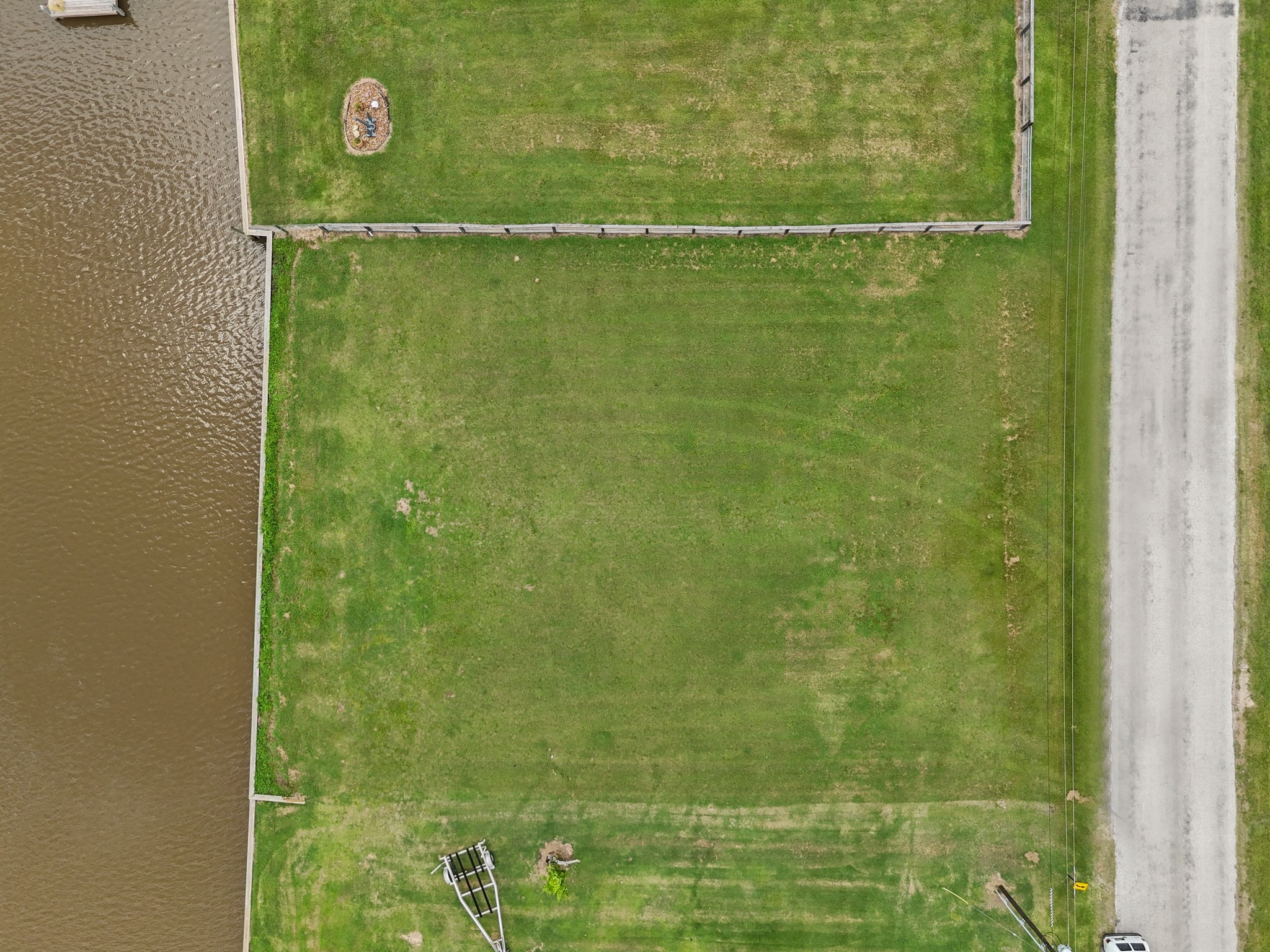 7 County Road 291 Sargent, TX 77414 - Photo 11 of 19 a bathroom with a shower