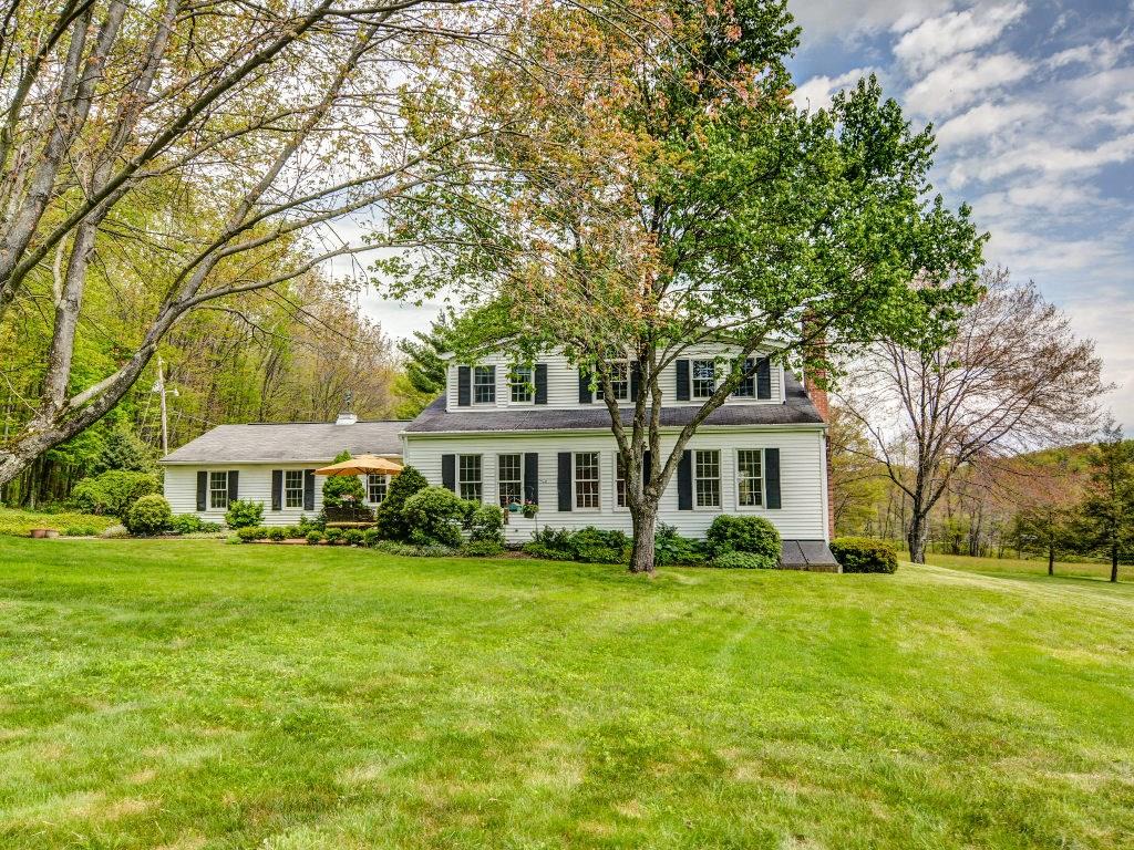 390 Dinnerbell Road Butler, PA 16002 - Photo 2 of 25