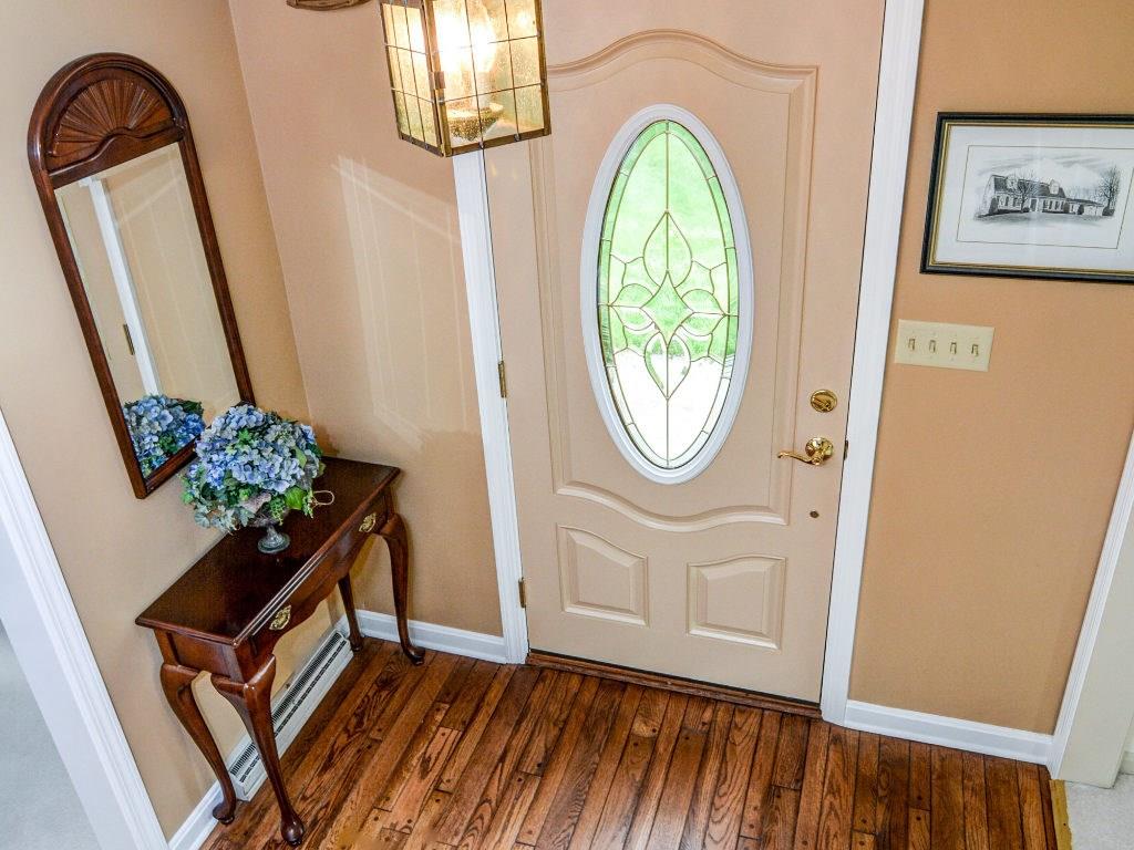 390 Dinnerbell Road Butler, PA 16002 - Photo 4 of 25