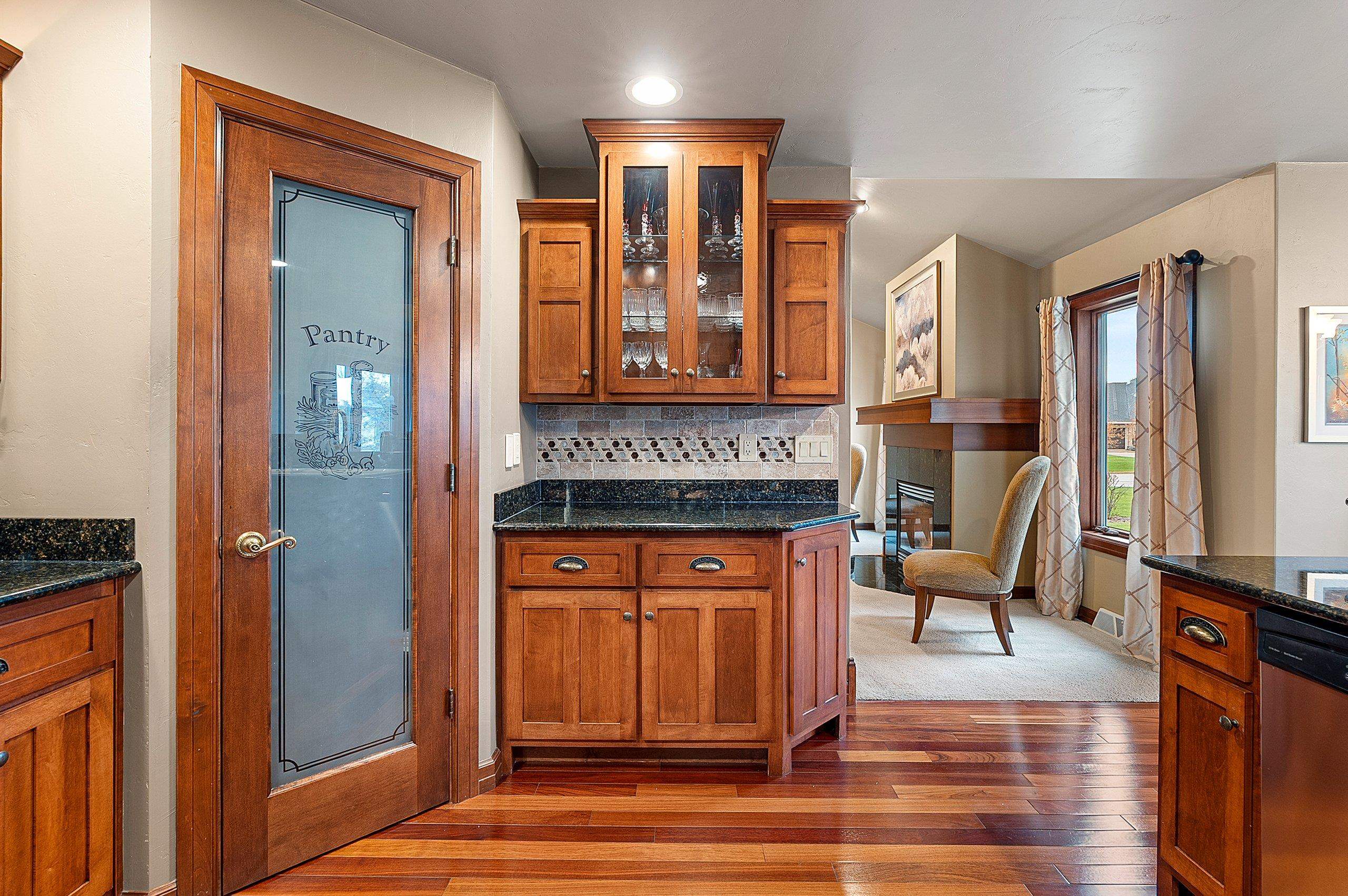 976 Springfield Drive De Pere, WI 54115 - Photo 20 of 83