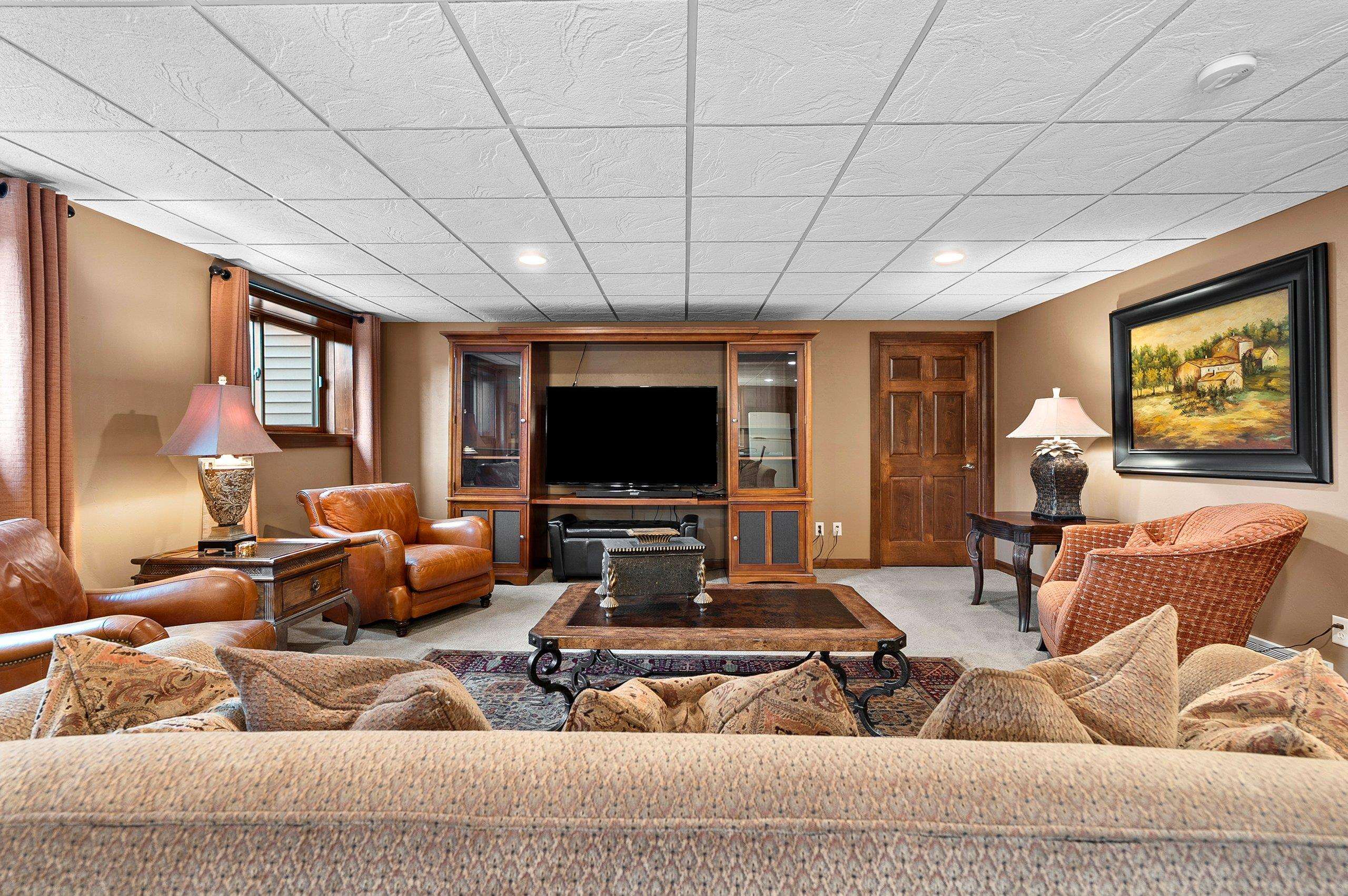 976 Springfield Drive De Pere, WI 54115 - Photo 43 of 83