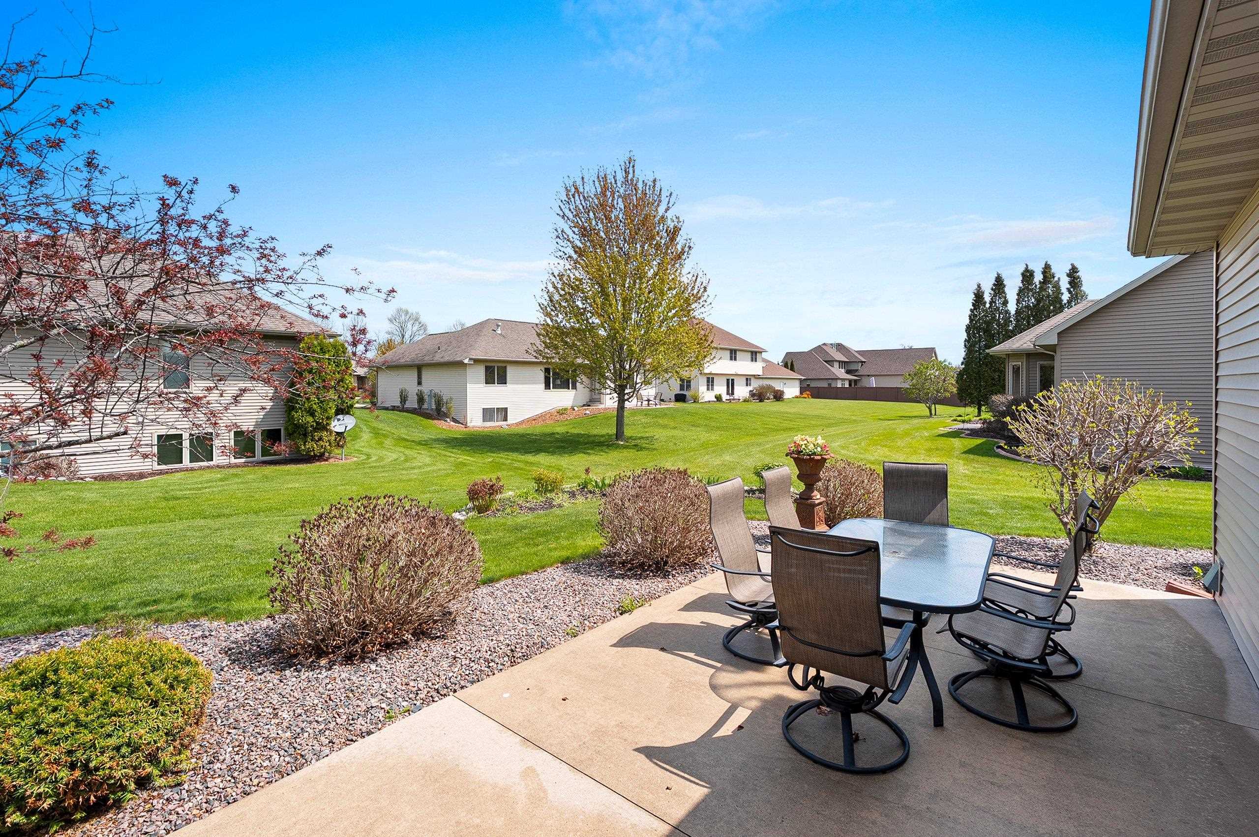 976 Springfield Drive De Pere, WI 54115 - Photo 57 of 83