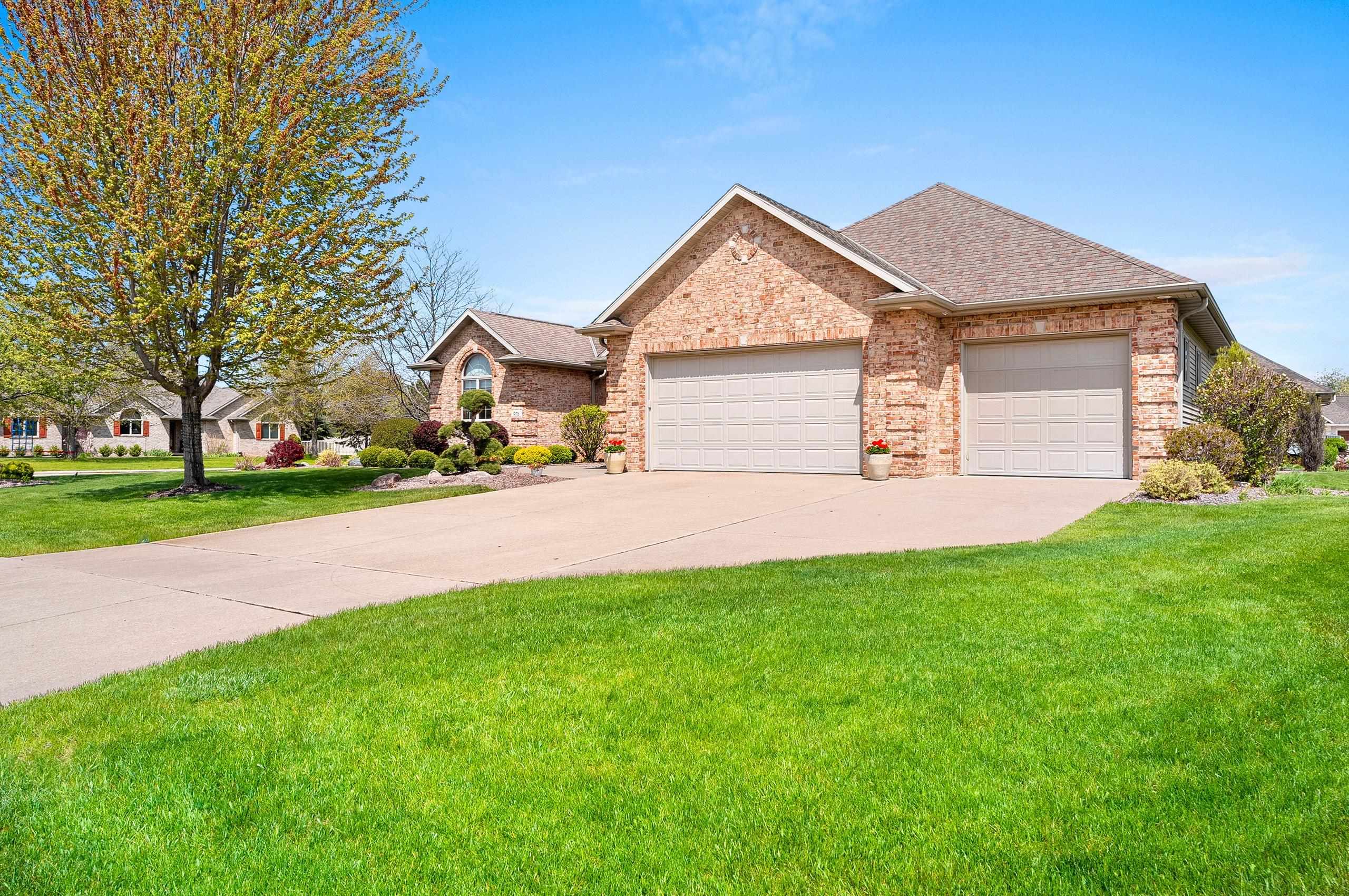 976 Springfield Drive De Pere, WI 54115 - Photo 68 of 83