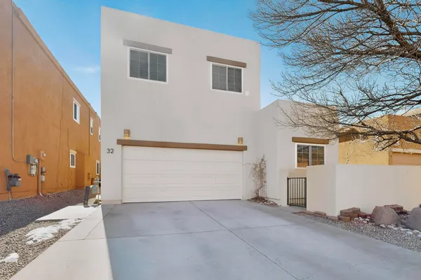 $500,000 | 32 Sunset Canyon Lane, Santa Fe, NM 87508