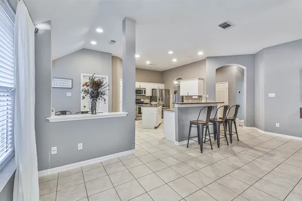 $2,300 | 4214 Maidenhead Drive, Pasadena, TX 77504