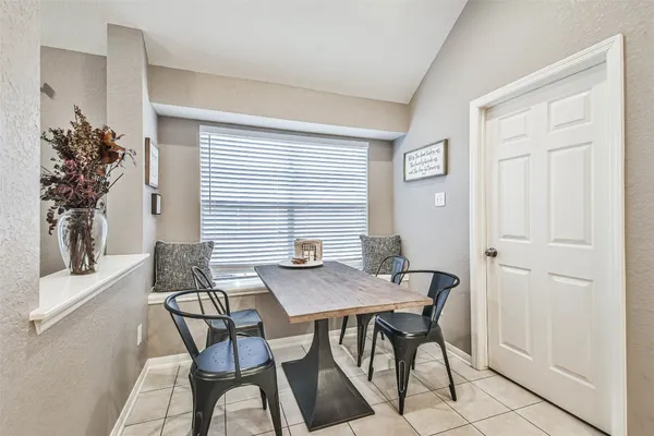 $2,300 | 4214 Maidenhead Drive, Pasadena, TX 77504