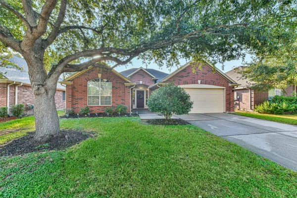 $2,300 | 4214 Maidenhead Drive, Pasadena, TX 77504