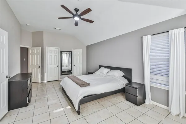 $2,300 | 4214 Maidenhead Drive, Pasadena, TX 77504