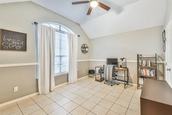 $2,300 | 4214 Maidenhead Drive, Pasadena, TX 77504