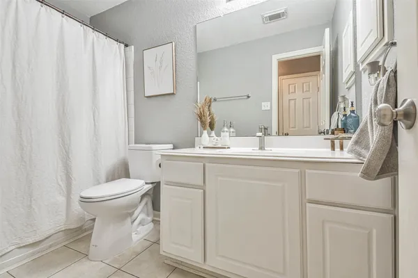 $2,300 | 4214 Maidenhead Drive, Pasadena, TX 77504