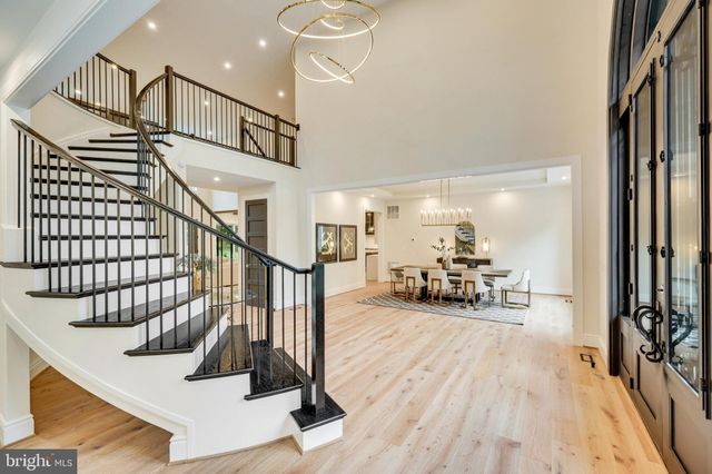 $5,000,000 | 1278 Ballantrae Farm Drive, McLean, VA 22101