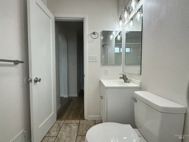 $315,000 | 217 Oregon Street, Gooding, ID 83330