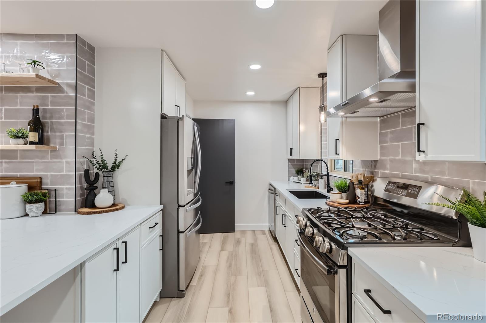 4435 Quay Street Wheat Ridge, CO 80033 - Photo 6 of 26